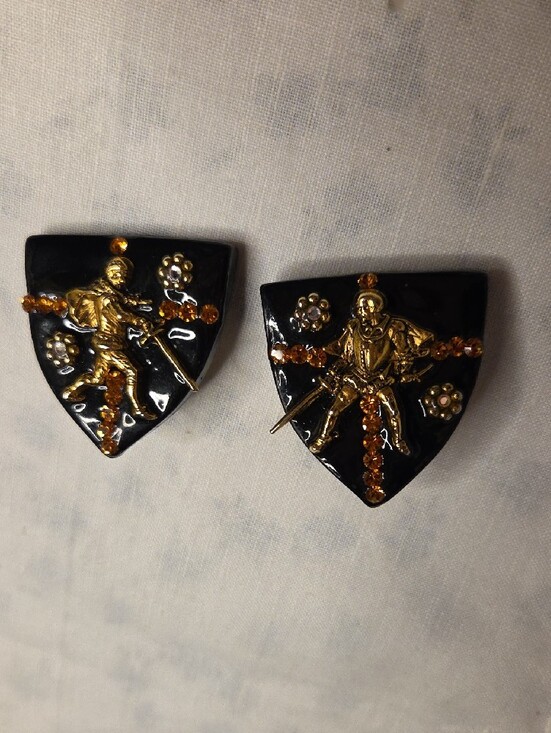 Stewart Lucas Jewelry - STEWART LUCAS Vintage Black and Gold Shield clip-on Earrings with Amber Crystals